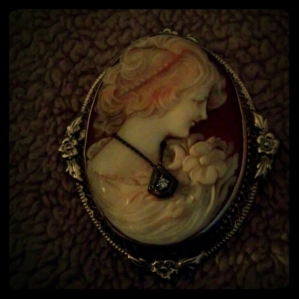 Vintage cameo with diamond